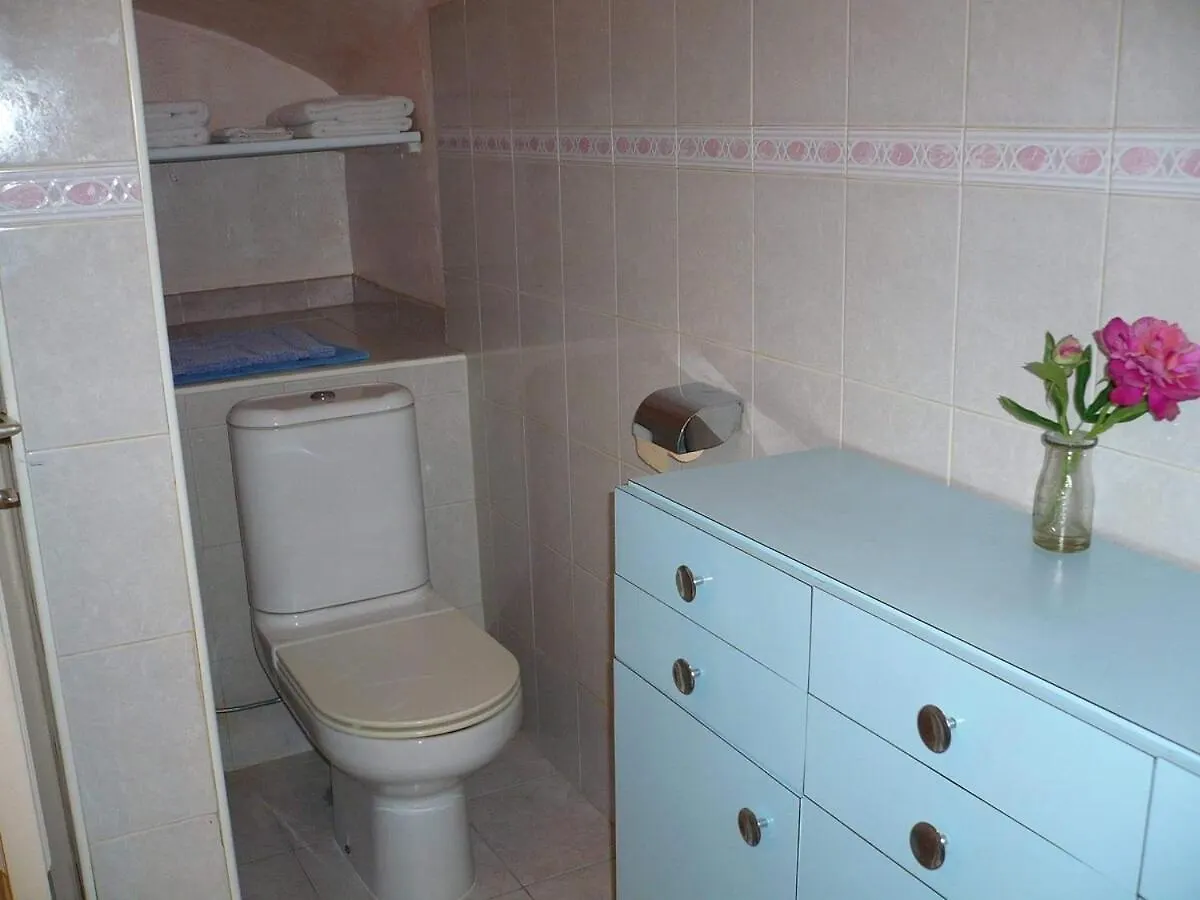 Mougins Apartment In Provencal House Near Cannes