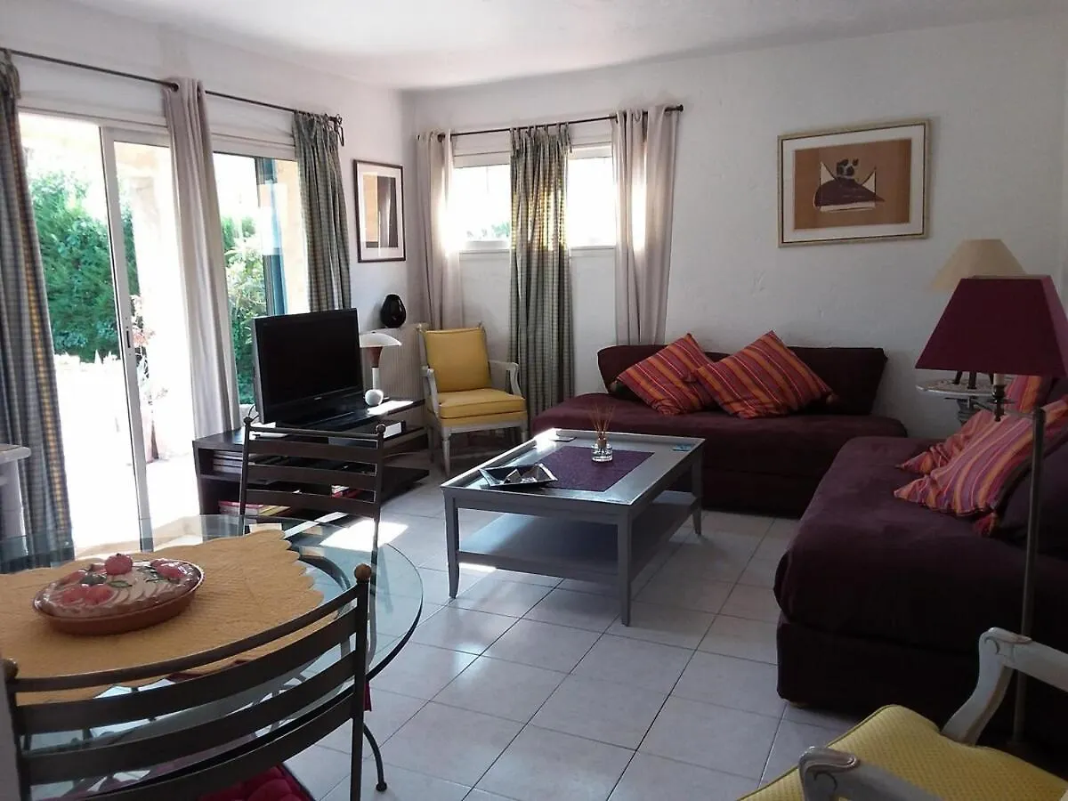 Mougins Apartment In Provencal House Near Cannes